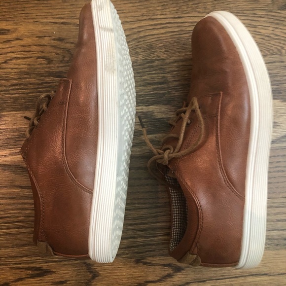 Brown Oxford style or Uniform Shoes EUC - Picture 6 of 7